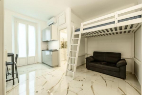 Milan St Laurent Apartment